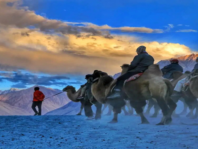 Jammu Taxi Booking Service